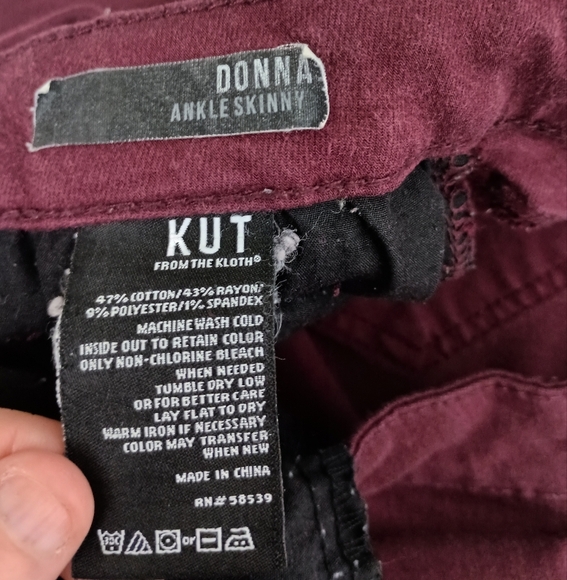 KUT FROM THE KLOTH Designer Burgundy Mauve Merlo Ankle Skinny Jeans (#1,403) - Picture 3 of 5